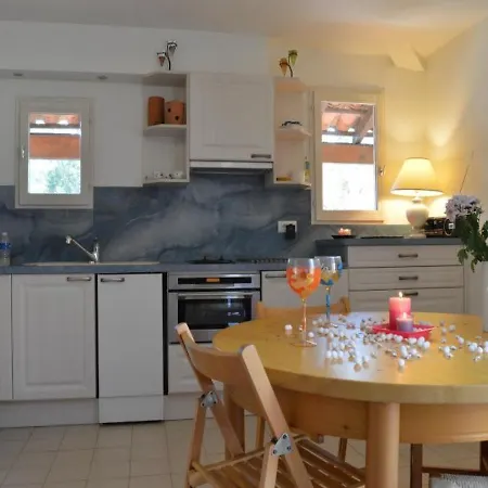 Gemeaux Ii 1 Appartement